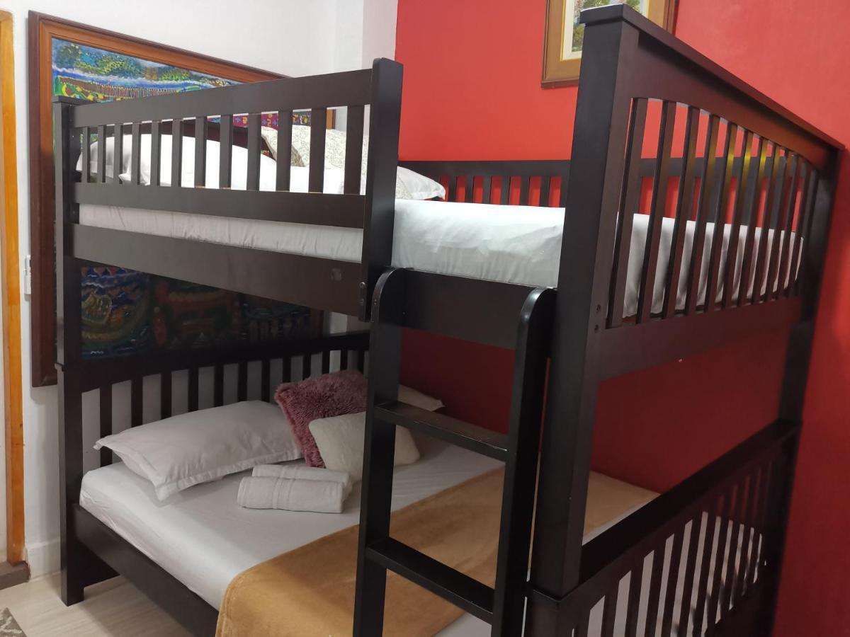 Country Bug Inn Tagaytay City Екстериор снимка