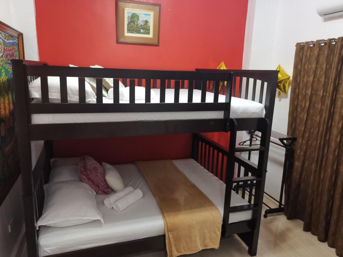 Country Bug Inn Tagaytay City Екстериор снимка